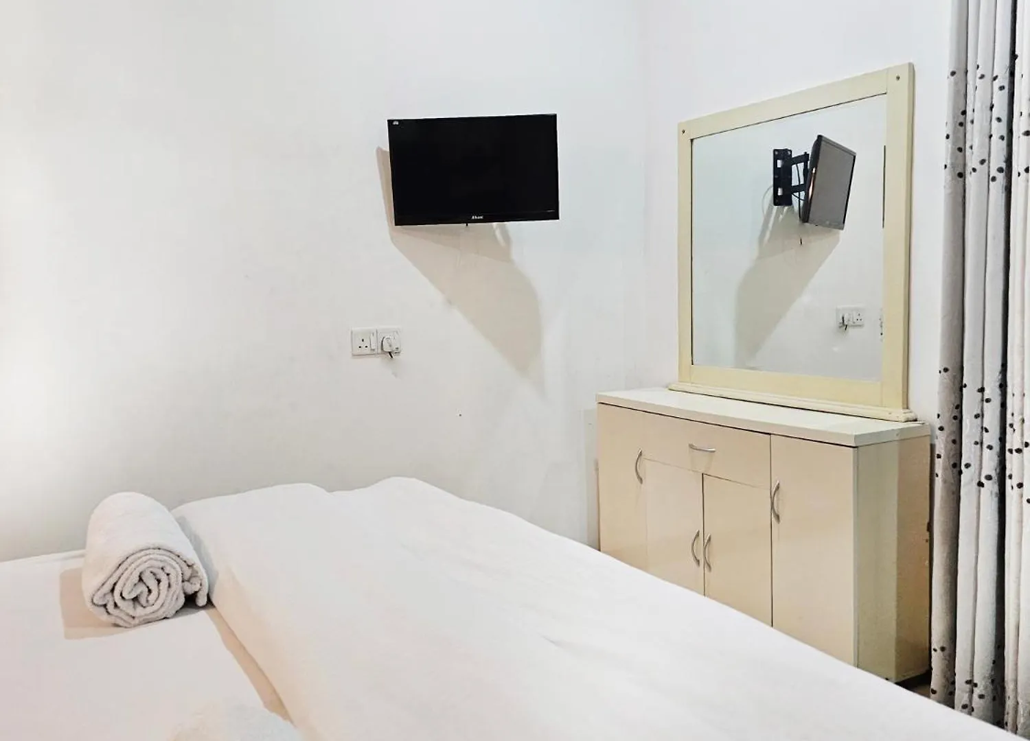 Hotel Colombo Comfort Suites Sri Jayewardenepura Kotte Sri Lanka