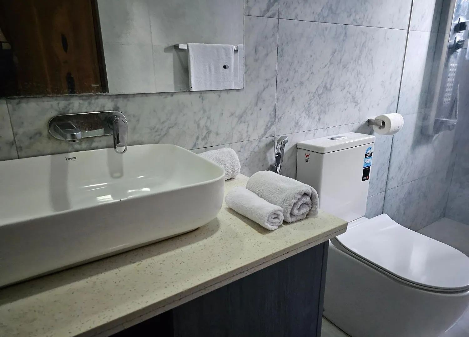 Colombo Comfort Suites Sri Jayewardenepura Kotte